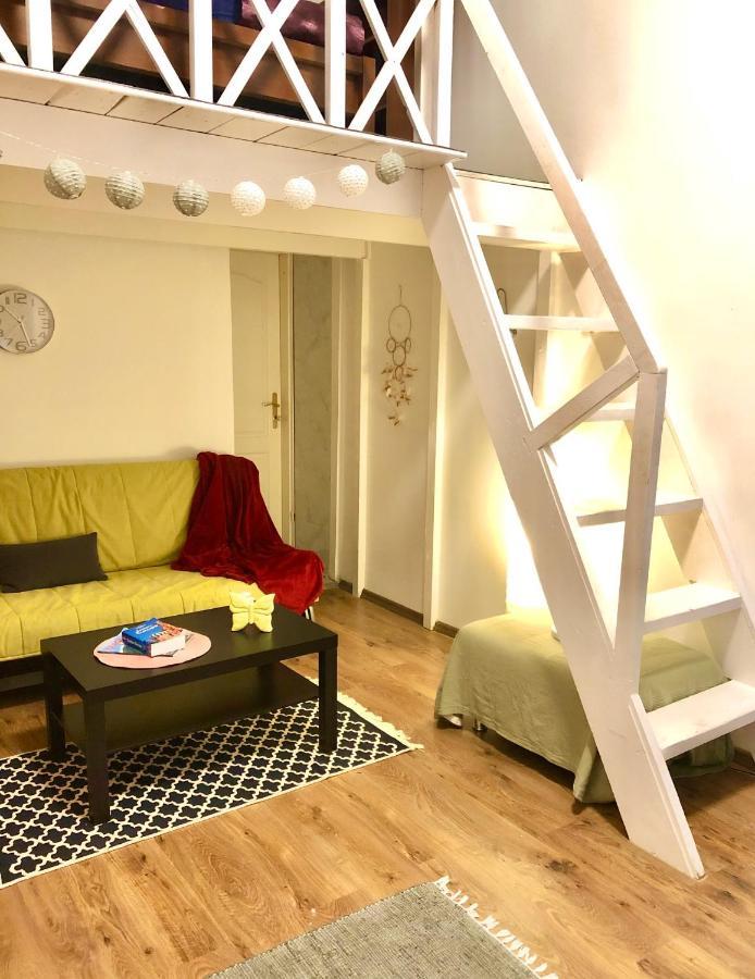 Zen Hostel By Central Market Budapest Exterior foto